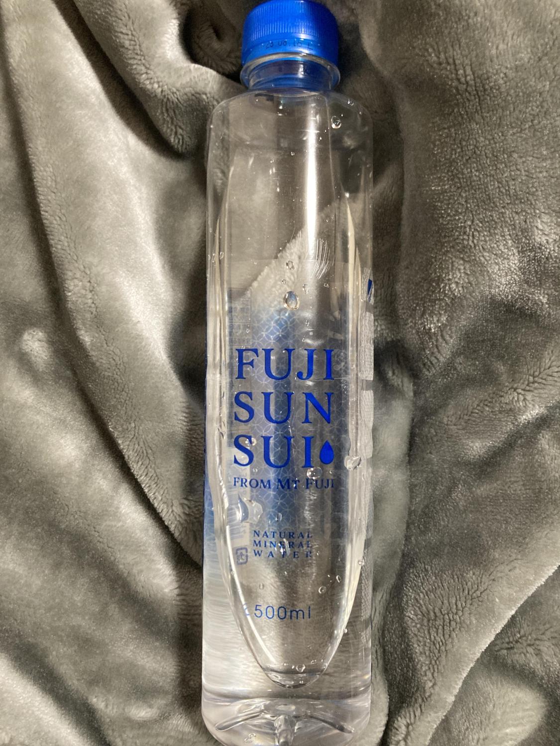 ナチュラルミネラルウォーター